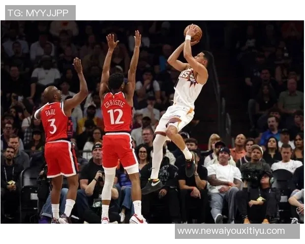 杰伦布朗中距离投篮表现惊艳全联盟命中率高达532引发热议